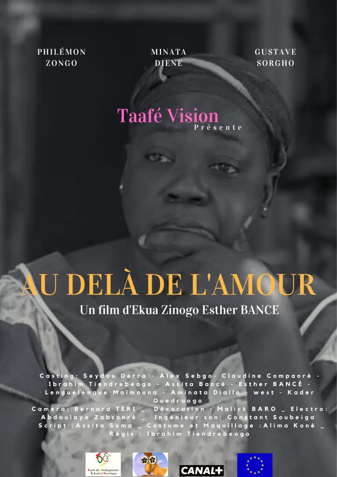 Portrait en noir et blanc d’une femme pensive posant sa main sur son menton avec des textes superposés annonçant un film intitulé Au-delà de l’amour