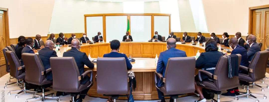 Les ministres en conseil des ministres