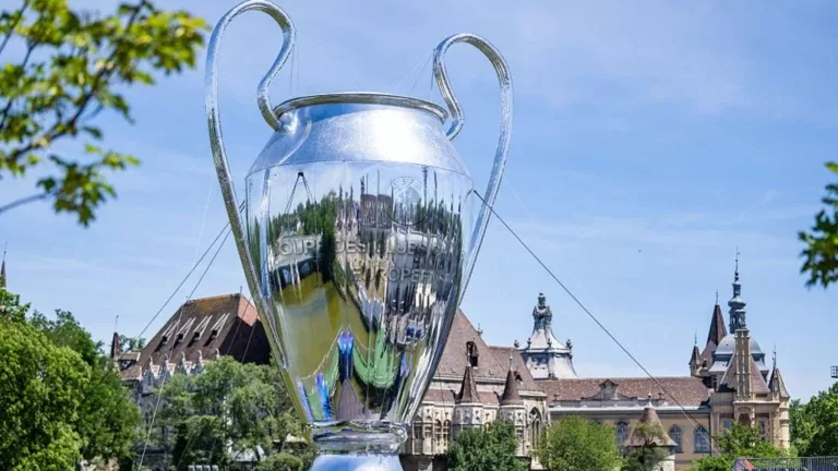 Le trophée de la Ligue des champions