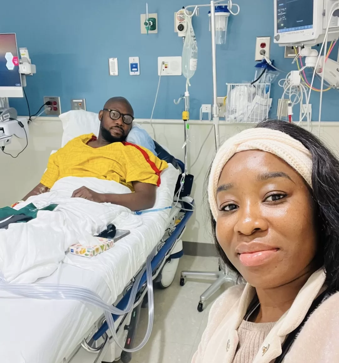Rabby Slo sur son lit d’hôpital