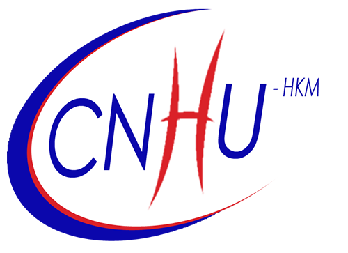 Logo en ovale avec les lettres CNHU en bleu et rouge sur fond blanc avec une bande bleue à gauche et rouge en bas